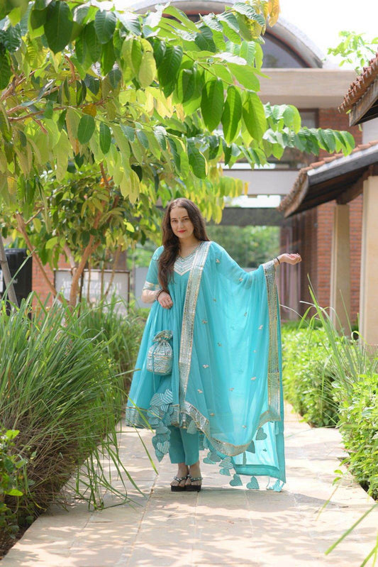 Akshiya Suit Set - Ensembles