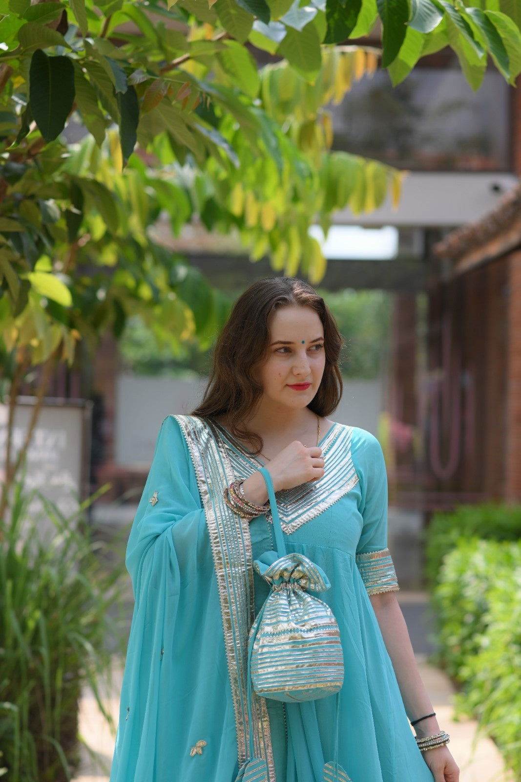 Akshiya Suit Set - Ensembles