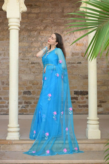 Aquarius Saree – Flowing Freedom - Ensembles