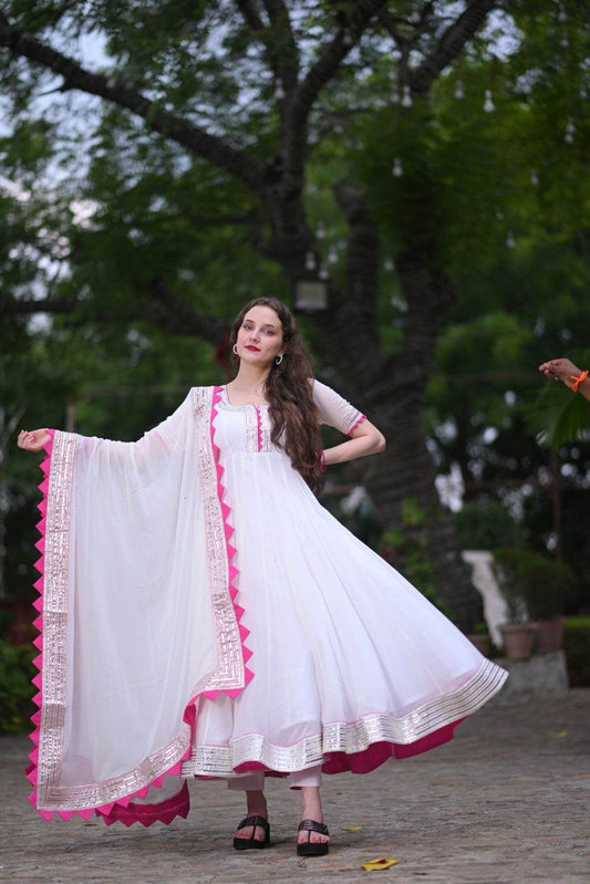 Ira White Suit Set - Ensembles