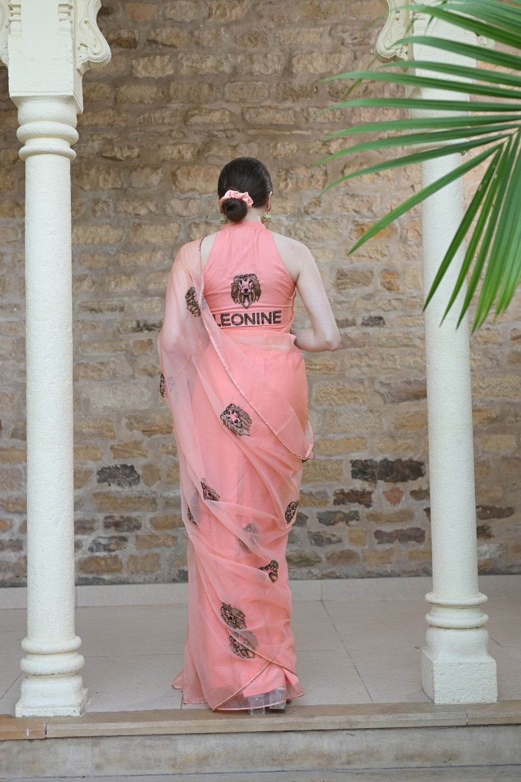 Leo Saree – Radiant Majesty - Ensembles