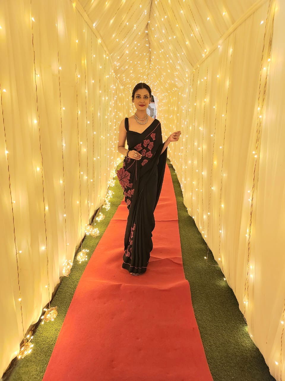 Maple Leaf Black Silk Chiffon Saree - Ensembles