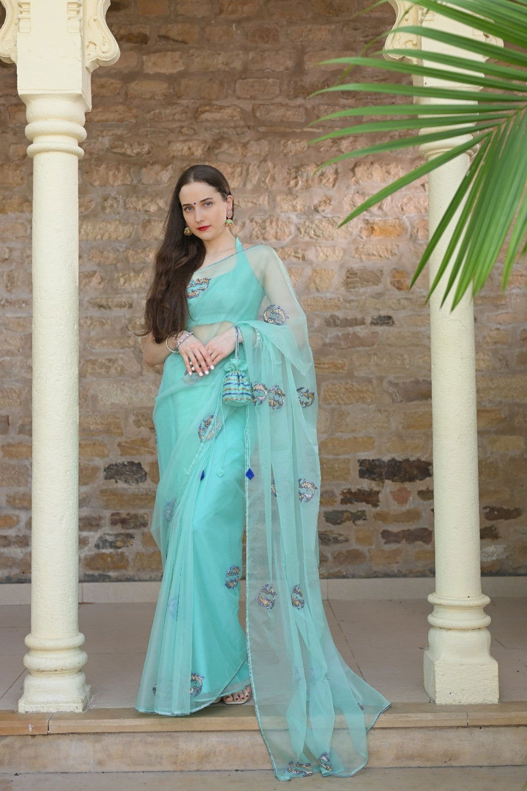Pisces Saree – Ethereal Flow - Ensembles